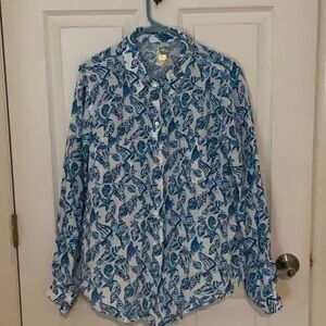 Lilly Pulitzer Blue and White Shells Casual Shirt